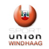Logo der Sport Union Windhaag, das Wappen der Gemeinde Windhaag ist im Bogen eines großen rotem Buchstaben U, darunter steht Sport in grau, Union in schwarz und Windhaag in rot geschrieben
