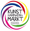 Logo des Kunsthandwerksmarktes. Bunte Kreise ziehen sich um den Schriftzug "Kunsthandwerksmarkt Mühlviertel Südböhmen"